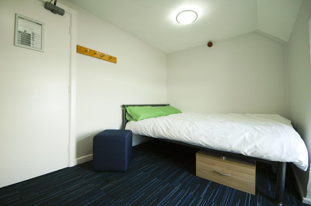 Yha Poppit Sands * Cardigan
